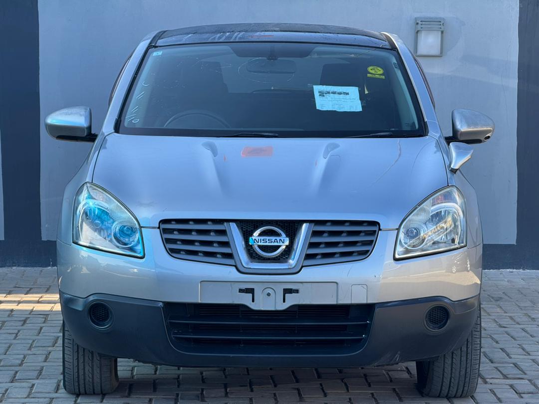 NISSAN DUALIS